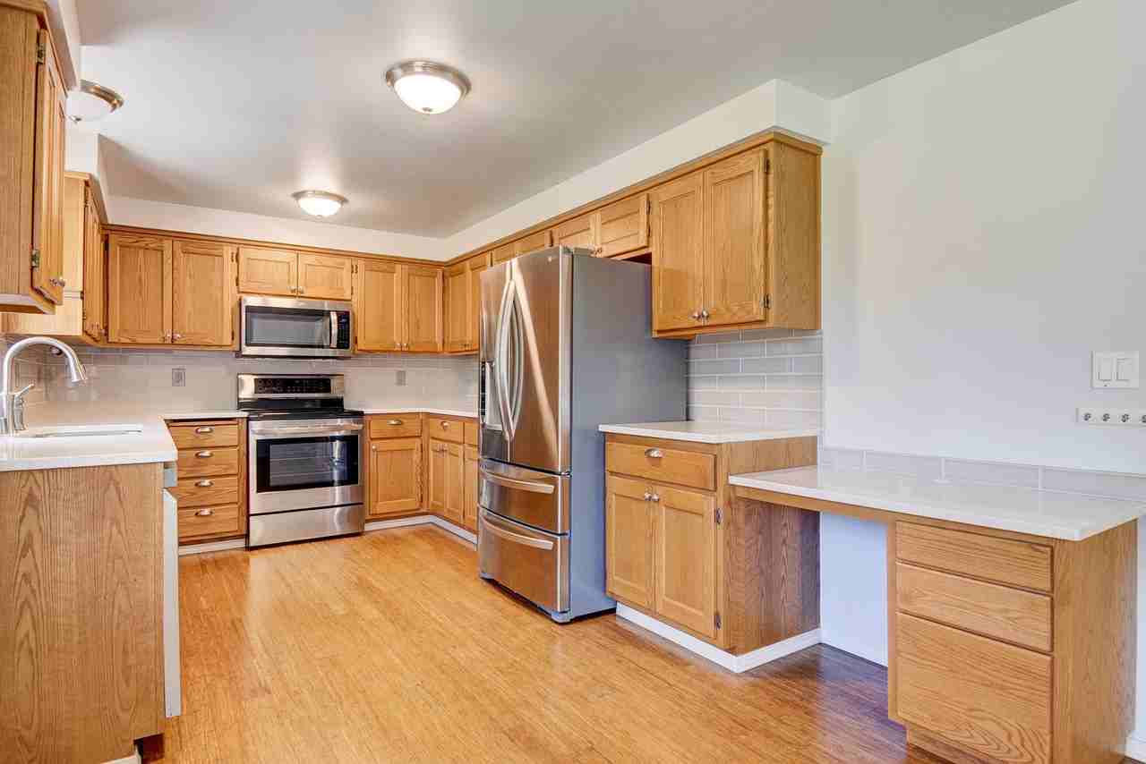 1467 Nw 8th Ave - Photo 3 of 24