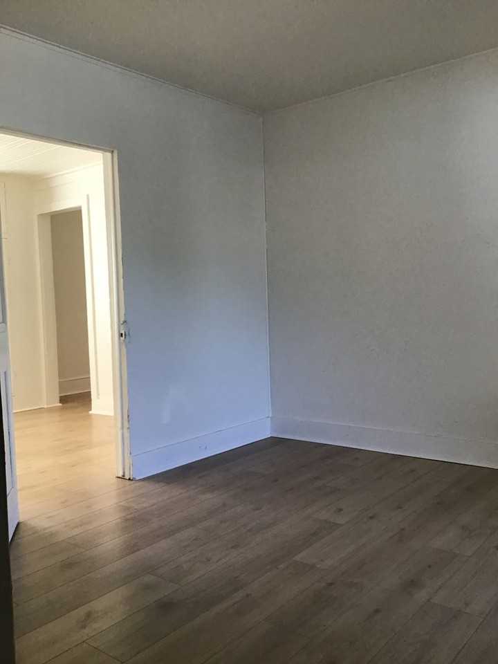 170 Cherry St - Photo 3 of 14