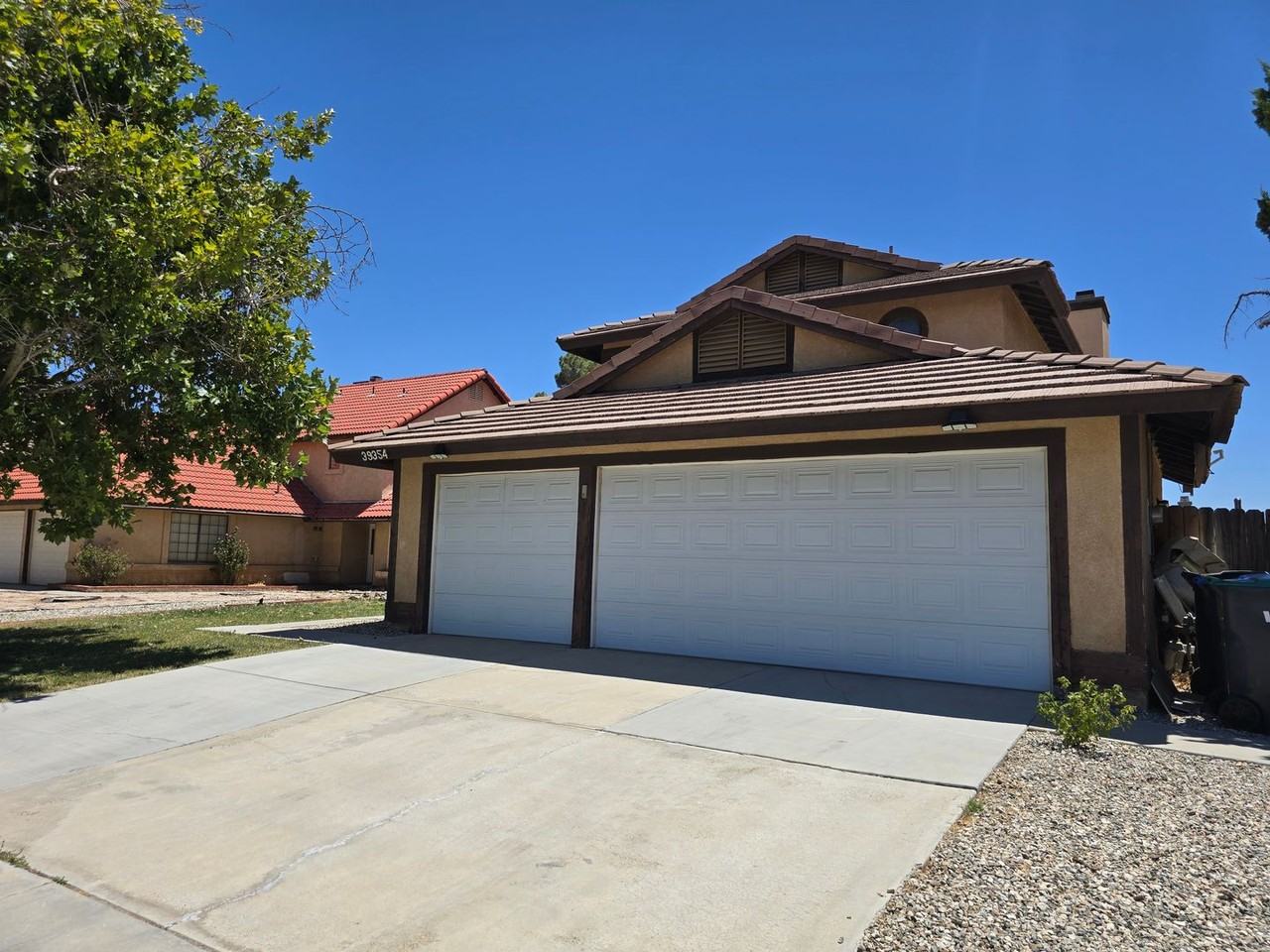 39354 Longhorn Ct - Photo 2 of 26