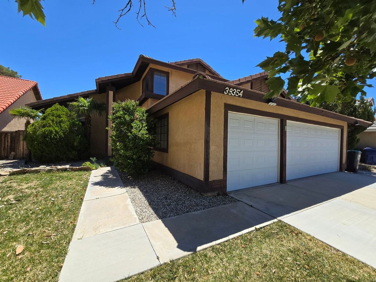 39354 Longhorn Ct - Photo 3 of 26