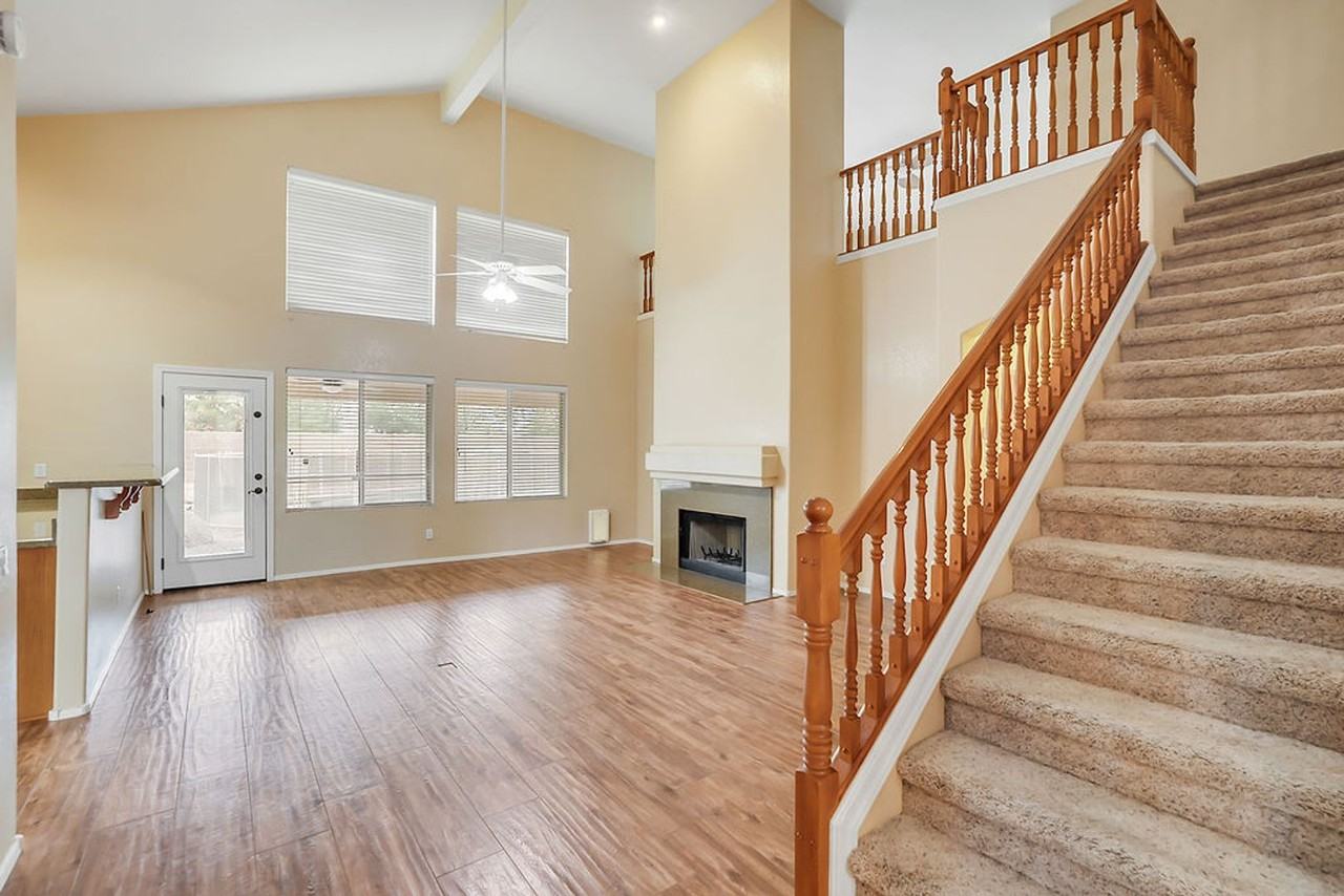 1380 N Concord Ave - Photo 7 of 36