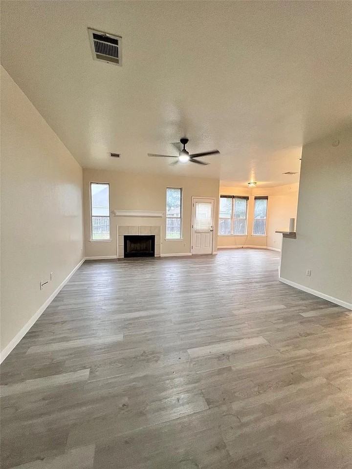 14502 Amy Francis St - Photo 7 of 13