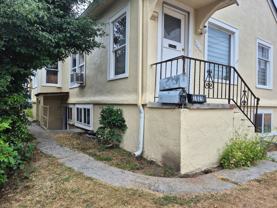 1023 5th St #A - Photo 1 of 1