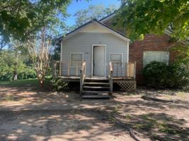 featured image of 428 Jumper Macon St