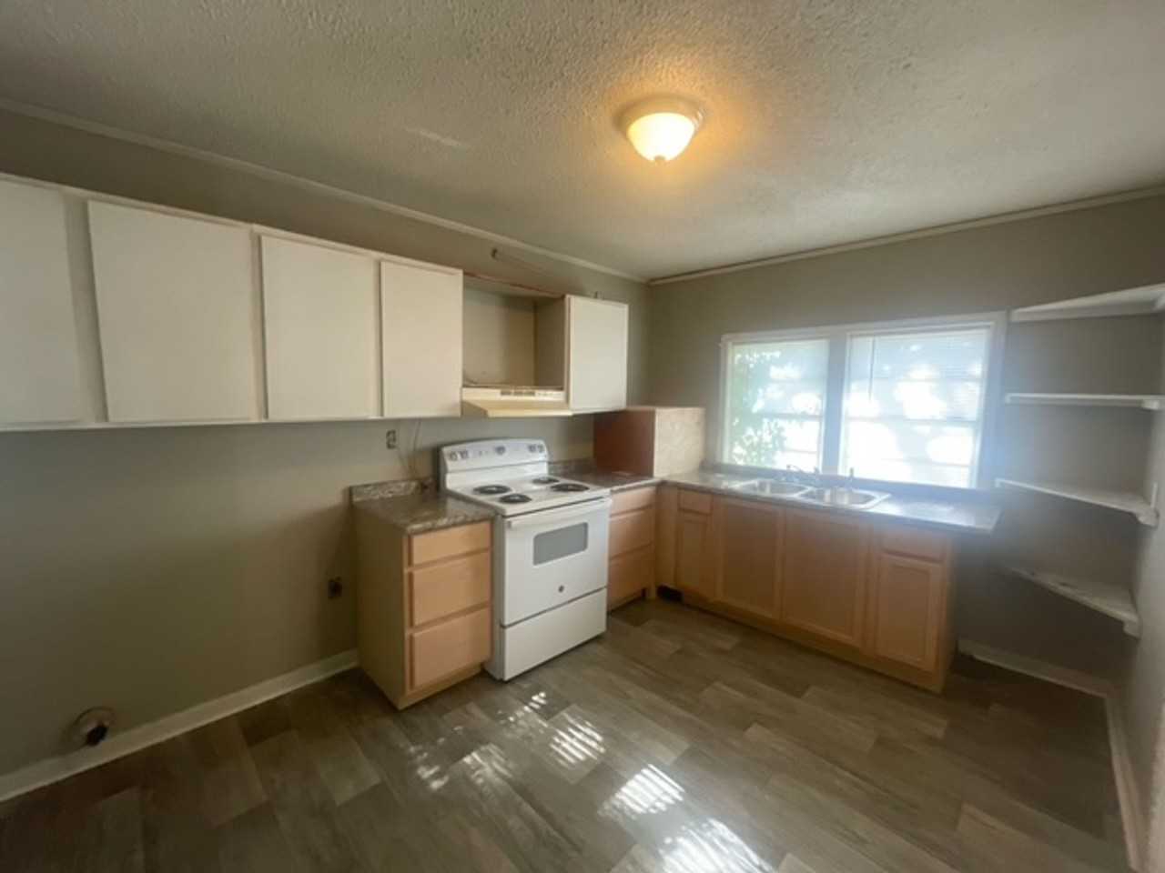 428 Jumper Macon St - Photo 2 of 13