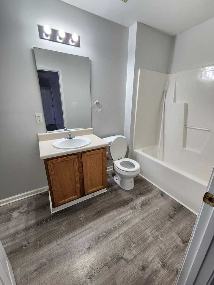 63 Coats Circle - Photo 4 of 5