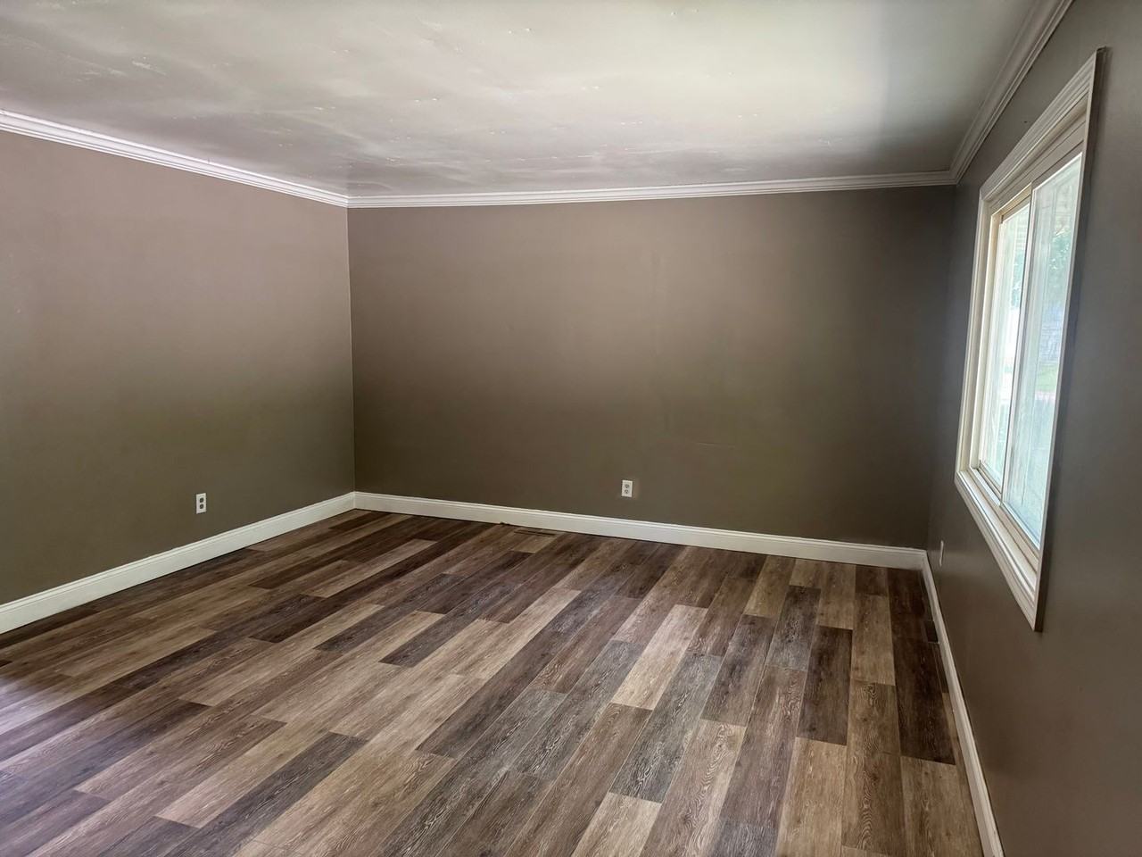 1406 W Calhoun St #B - Photo 4 of 16