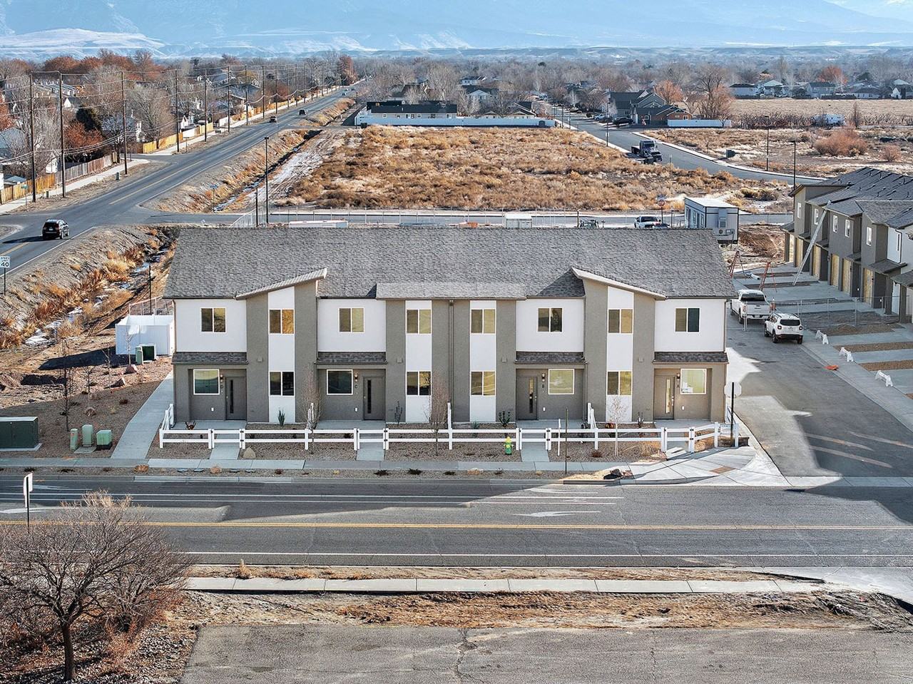 Caspian Way - Photo 3 of 16