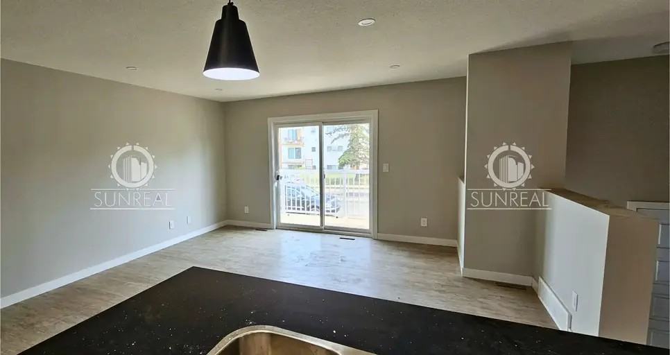 5012 53 St - Photo 3 of 13