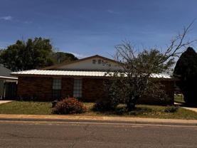 425 W Spruce Ave - Photo 1 of 1