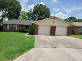 8505 S 31st Ter - Photo 1 of 1