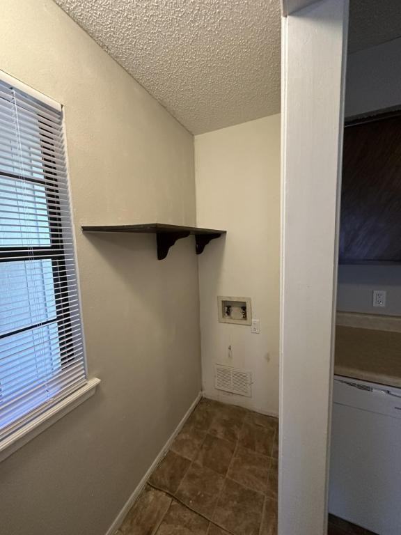 8505 S 31st Ter - Photo 5 of 15