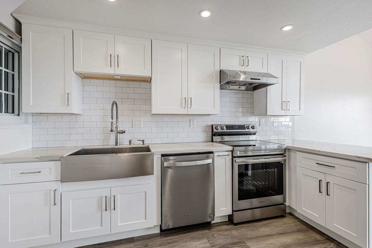 361 Michelle Ln - Photo 3 of 3