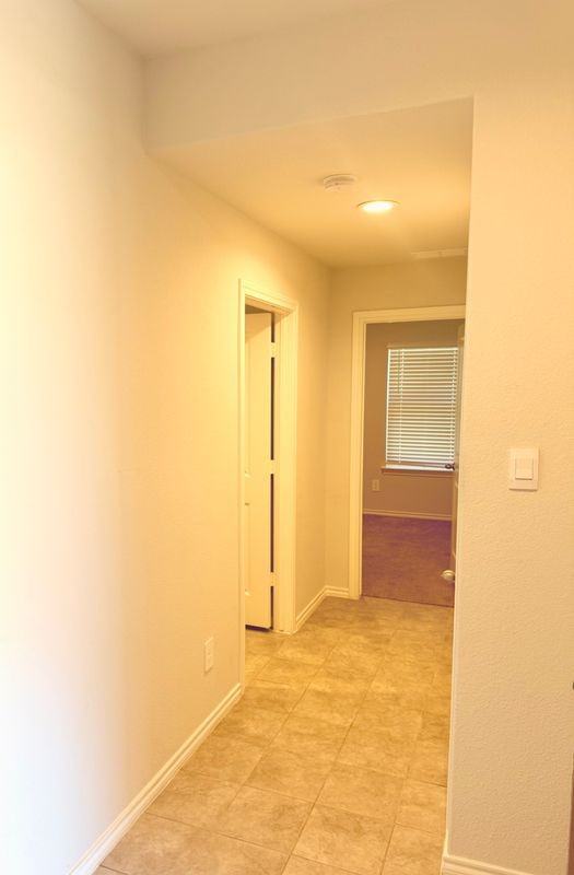 437 Destin Dr - Photo 3 of 16