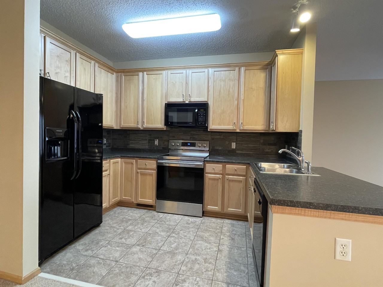 18279 Key West Ct #0 - Photo 2 of 19