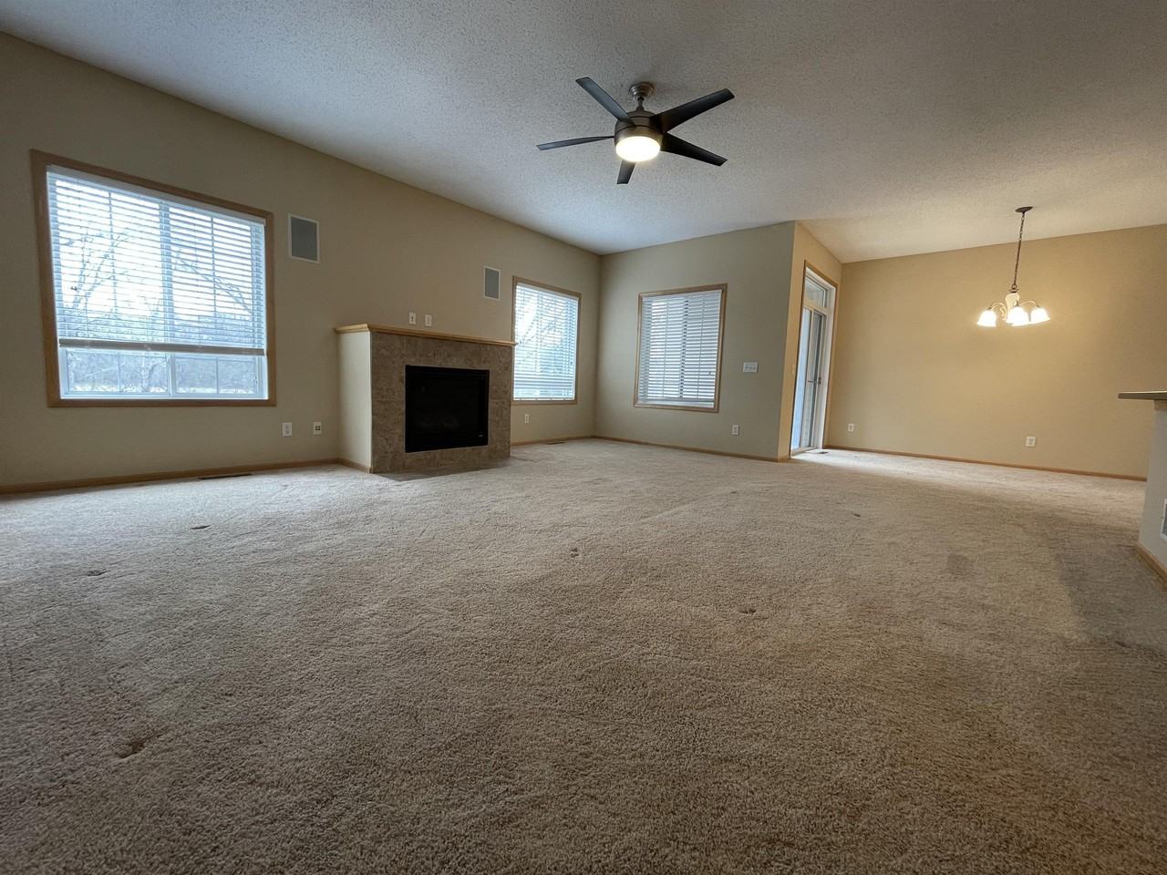 18279 Key West Ct #0 - Photo 4 of 19