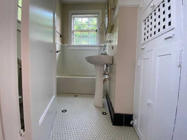 730 Spanish Town Rd #4 - Photo 3 of 12