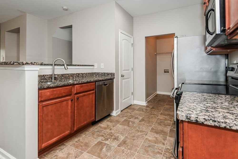 3714 Humber Ct - Photo 6 of 17