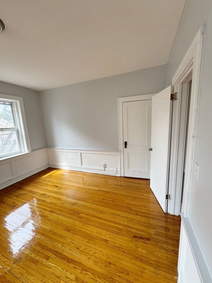 The Residences at Jersey Street - Photo 4 of 10