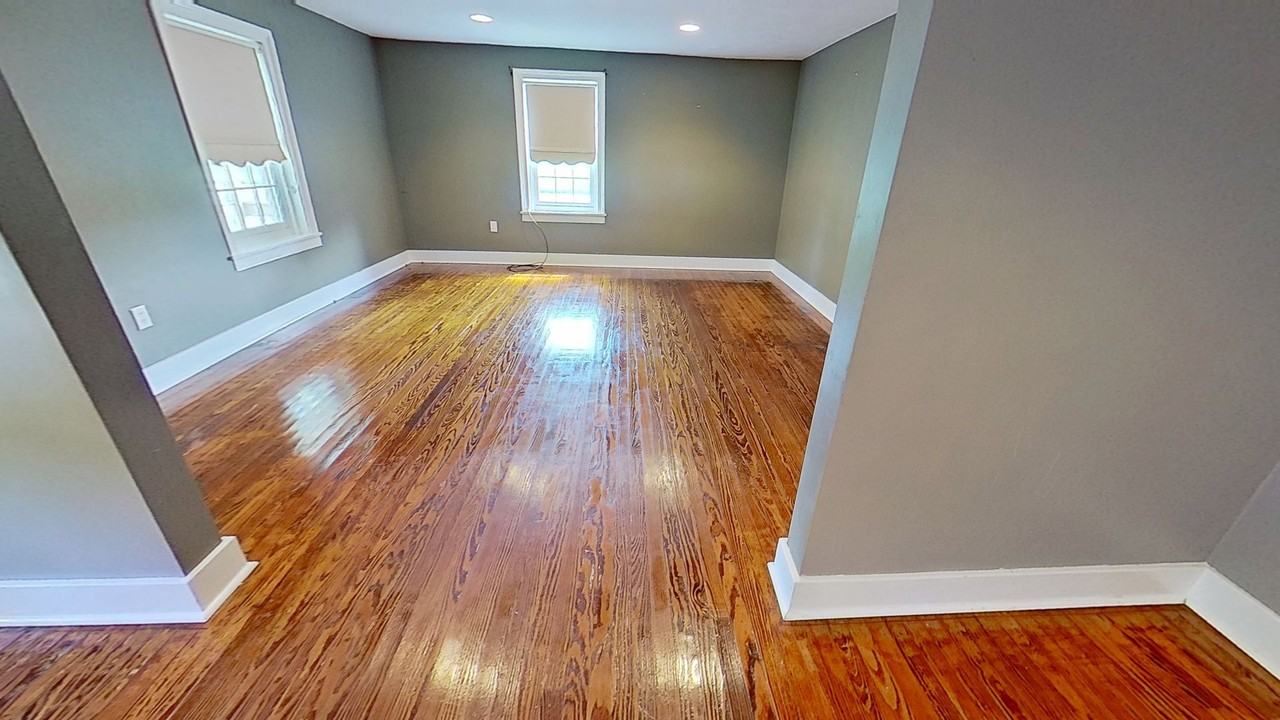 1535 Hokes Mill Rd - Photo 5 of 15