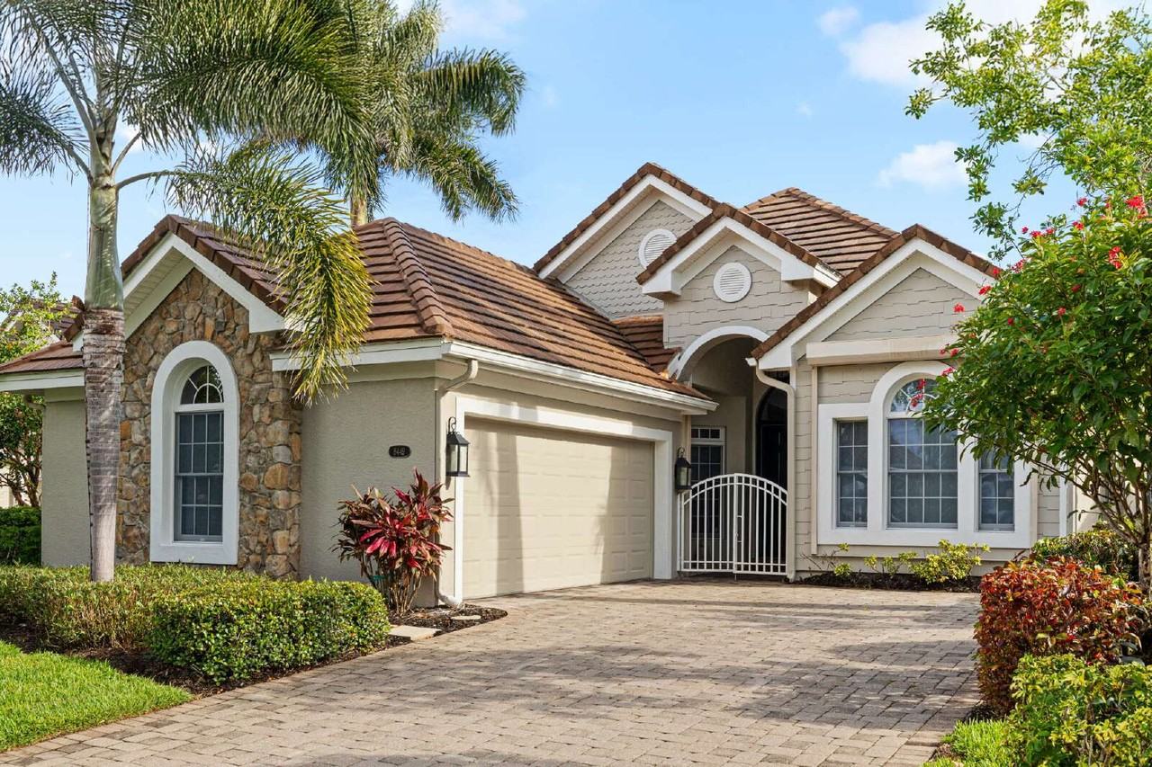 8449 Mallards Way - Photo 2 of 27