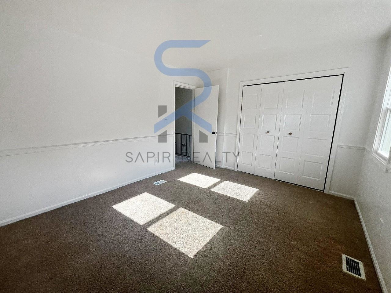 2734 Penwood Pl - Photo 6 of 17