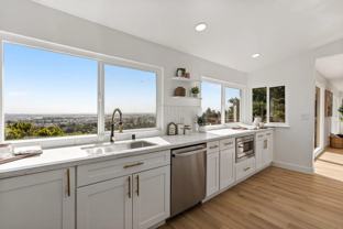 141 Hillcrest Rd - Photo 1 of 1