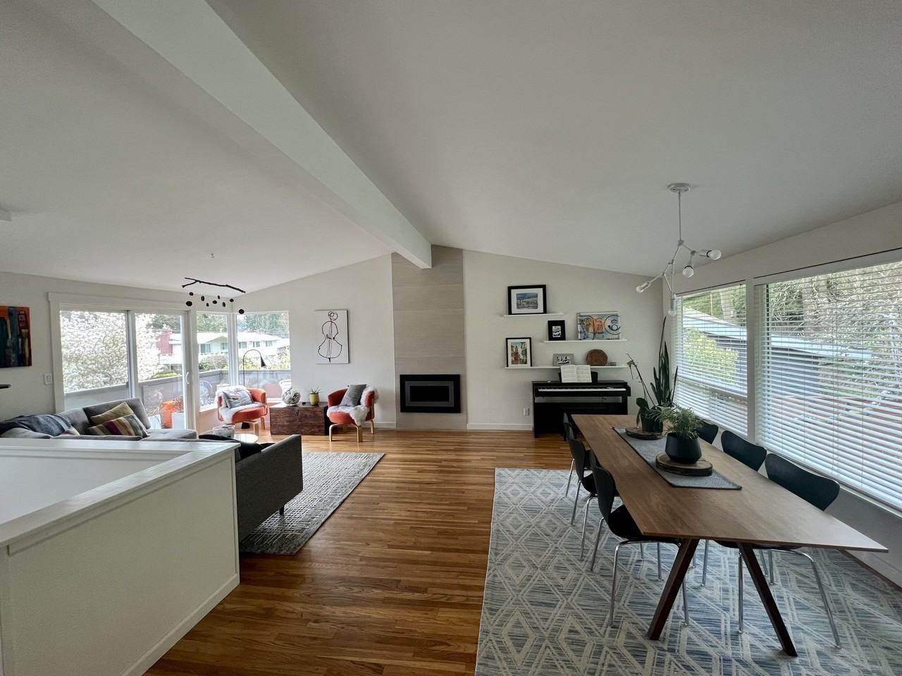 401 109th Ave Se - Photo 7 of 32