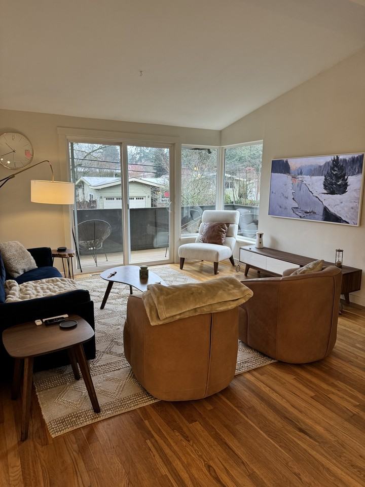 401 109th Ave Se - Photo 2 of 32