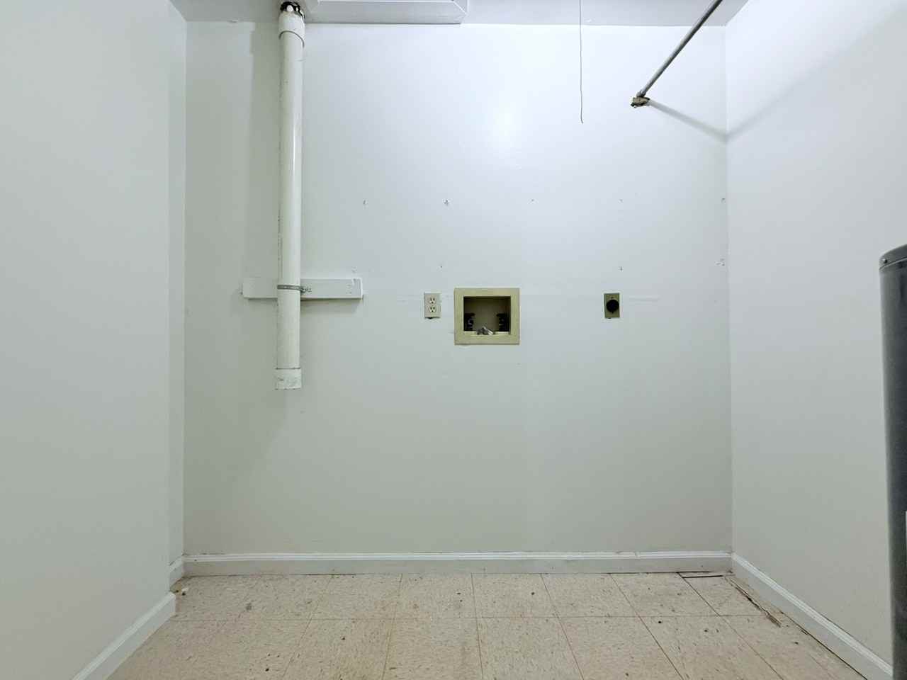 4663 Missouri #3 - Photo 3 of 8