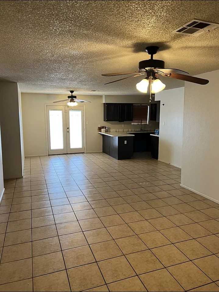 2186 S 48th Way #NA - Photo 2 of 17