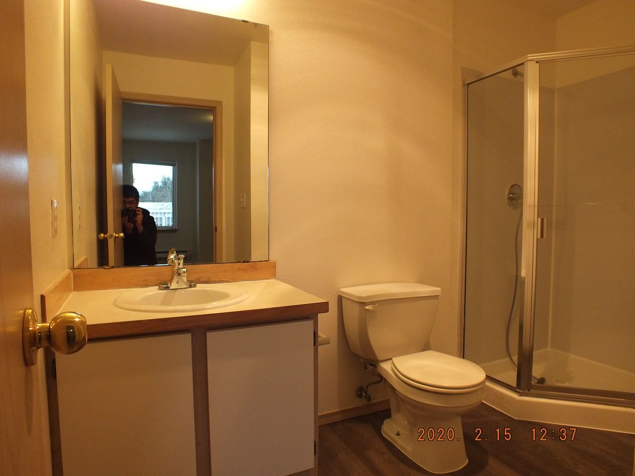 12549 28th Ave Ne #203 - Photo 7 of 11