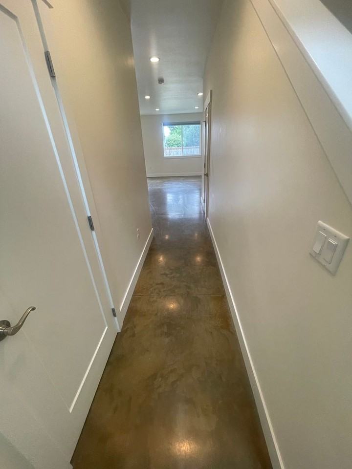 1909 River Rd #1909 - Photo 3 of 23