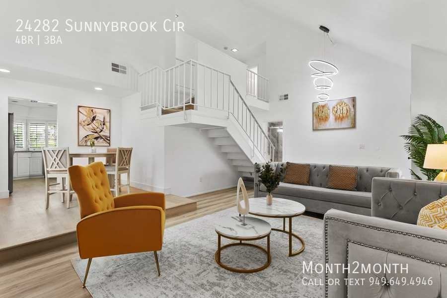 24282 Sunnybrook Cir - Photo 2 of 33