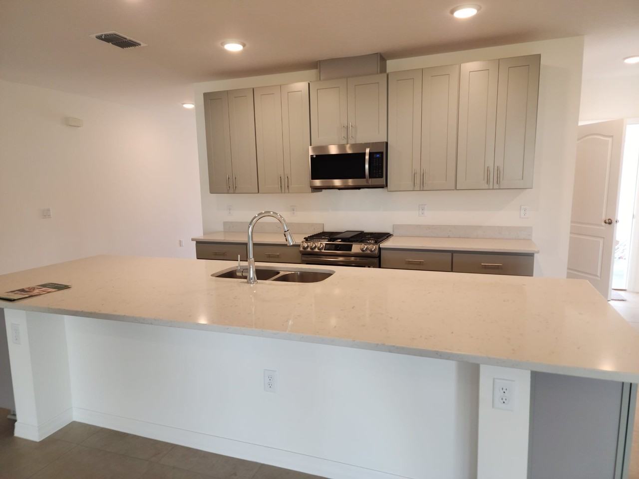 1166 Oak Bluff Dr #NA - Photo 7 of 23