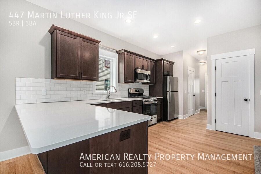 447 Martin Luther King Jr Street Southeast - Photo 4 of 21