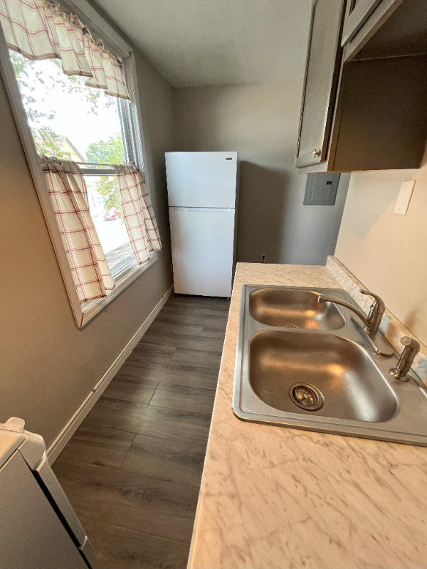 1403 5th Ave #2 - Photo 7 of 11