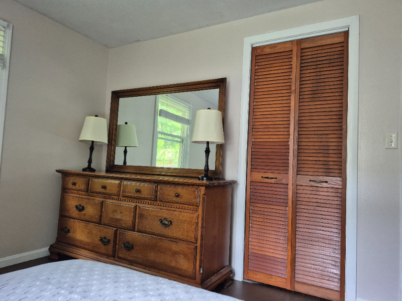 223 Garnet St - Photo 2 of 12