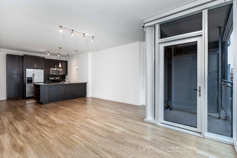 300 W Grand Ave #301 - Photo 3 of 10