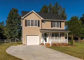 featured image of 824 Lockesley Ln