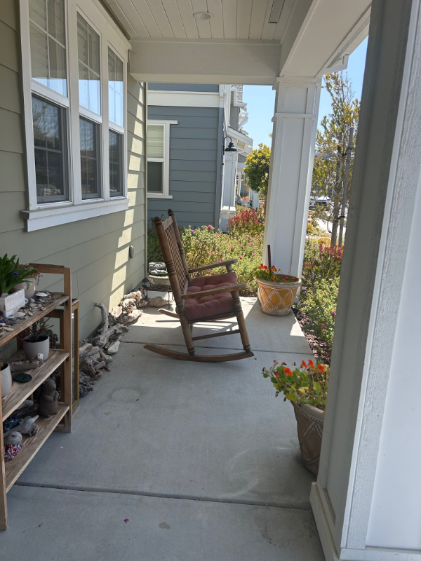 233 Bungalow Ct - Photo 2 of 18