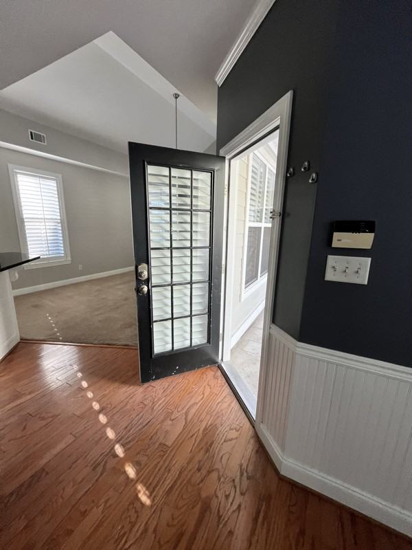 921 Mitchell Ln - Photo 5 of 14