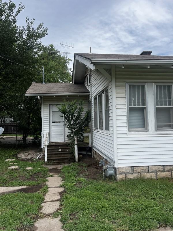 322 S Jefferson Ave - Photo 3 of 13