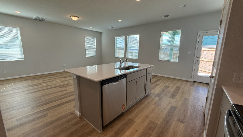 108 Elm Branch Trl - Photo 3 of 20