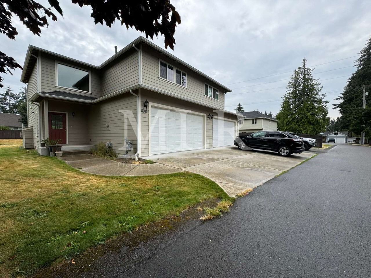 Cirque Dr W - Photo 2 of 20