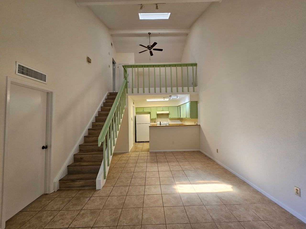 13034 Leader St - Photo 7 of 34