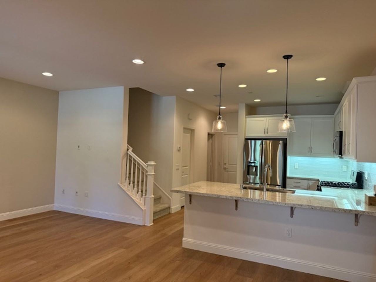 804 El Paseo - Photo 3 of 24