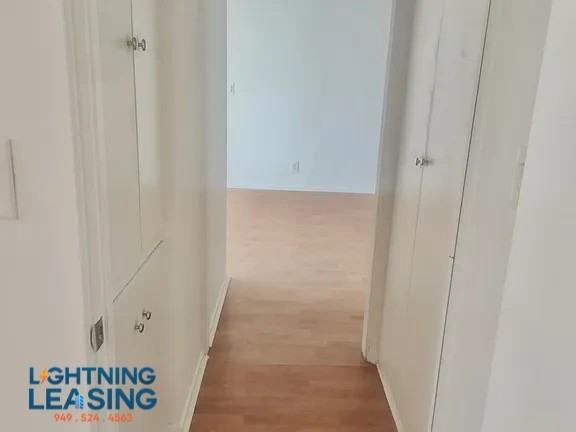 11TH & #203D - Photo 5 of 11