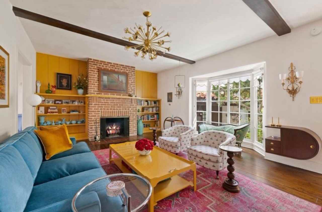 10966 Strathmore Dr #8 - Photo 6 of 35