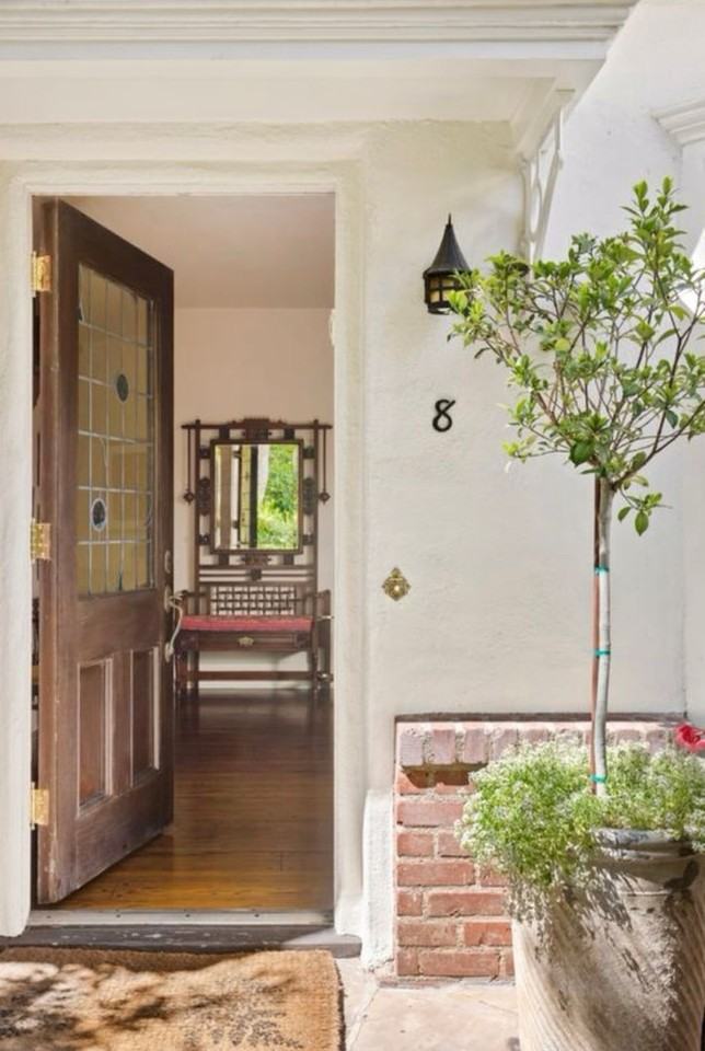 10966 Strathmore Dr #8 - Photo 5 of 35